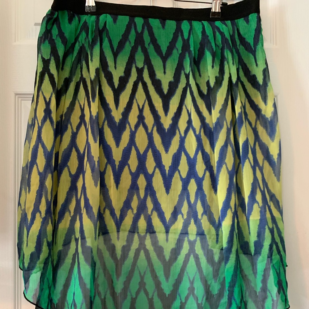 Fox high low skirt size large